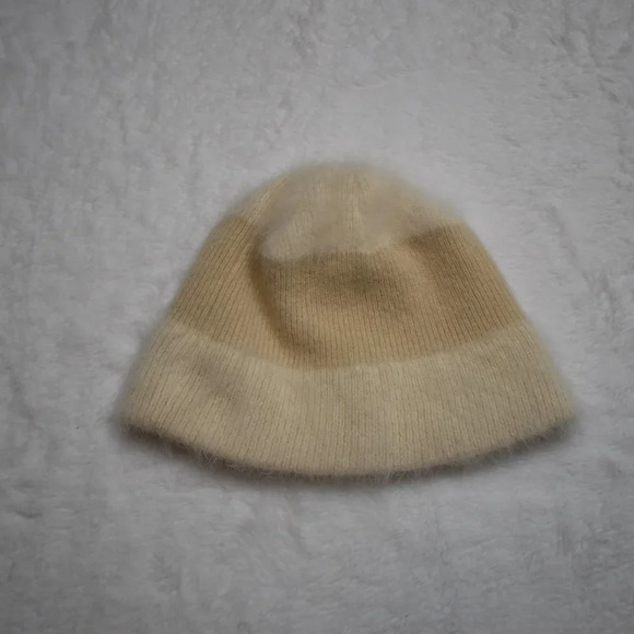 American Eagle Beanie Sz O/S Colorblock Lambs Wool Angora Neutral Minimalist - Picture 2 of 7